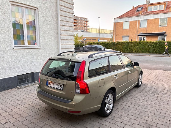 Volvo V50 9 of 23