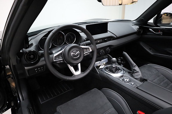 Mazda MX-5 3 of 30