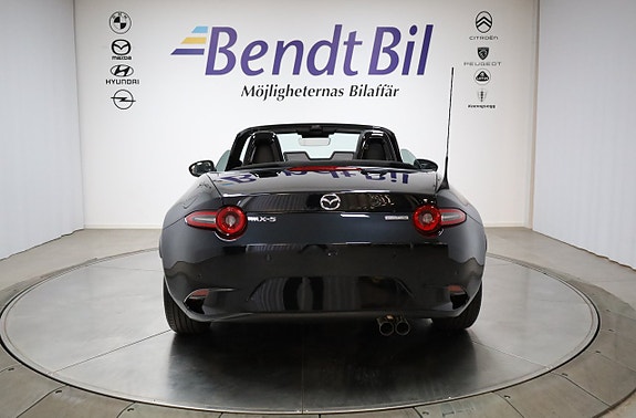 Mazda MX-5 11 of 30