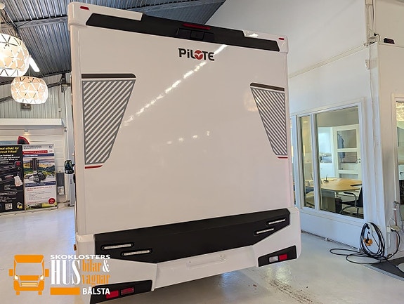 Pilote Atlas A 690 GJ Automat 165hk 200ALit 200W Solc Dieselvärmare Vinterpak 2 of 27