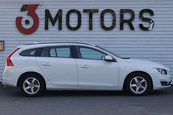 Volvo V60 3 of 15