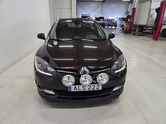 Renault Megane 2 of 10