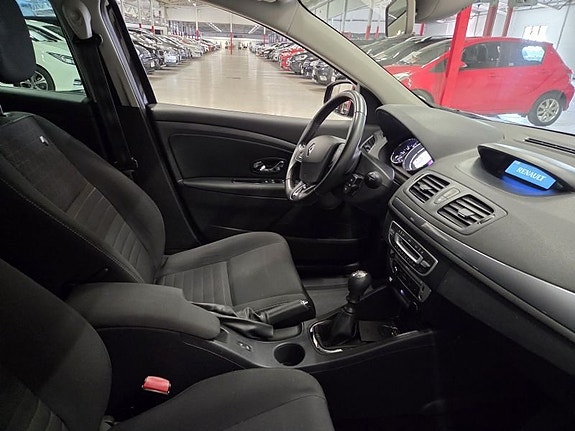 Renault Megane 5 of 10