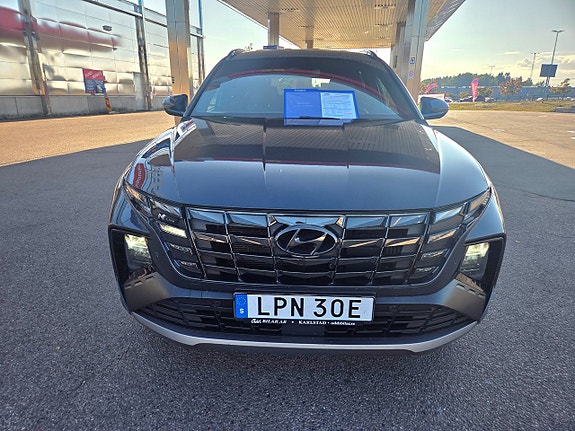 Hyundai Tucson 18 of 27