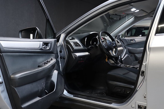 Subaru Outback 10 of 27