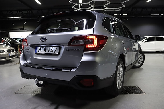 Subaru Outback 5 of 27