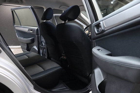 Subaru Outback 13 of 27