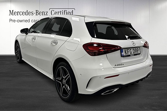 Mercedes-Benz A250 e 4 of 14