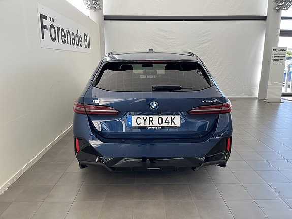 BMW i5 13 of 16