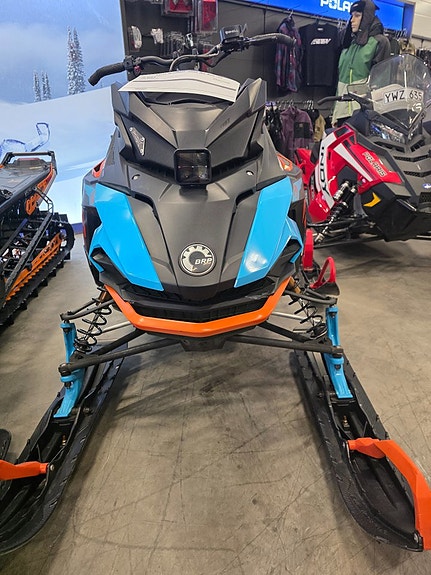 Lynx Boondocker 850 3900