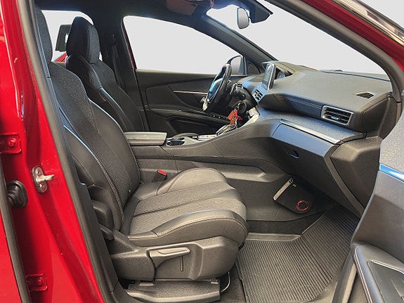 Peugeot 3008 18 of 21