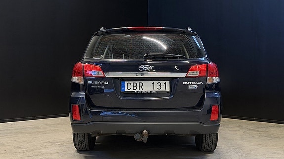 Subaru Outback 6 of 23