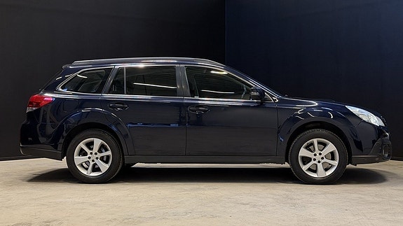 Subaru Outback 8 of 23