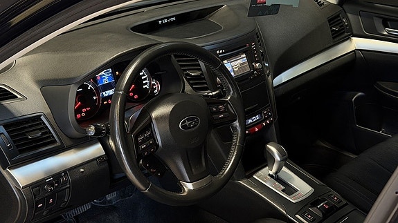 Subaru Outback 12 of 23
