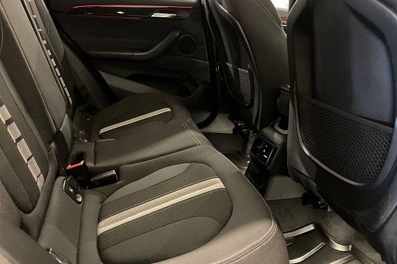 BMW X1 19 of 21