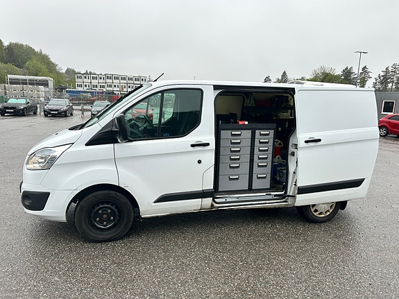 Ford Transit Custom 5 of 5