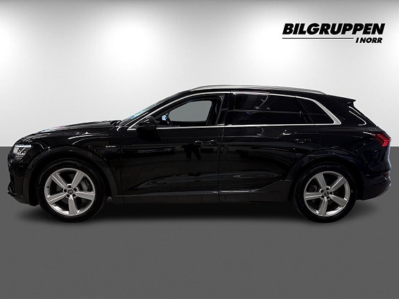 Audi e-tron 4 of 18