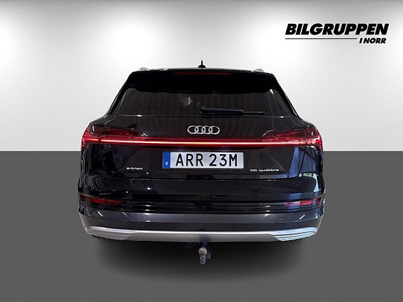 Audi e-tron 5 of 18