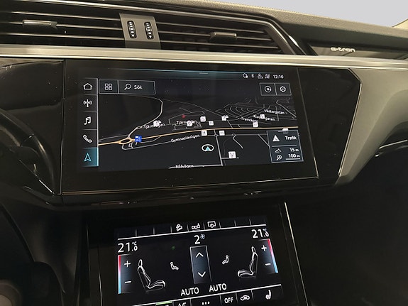 Audi e-tron 11 of 18