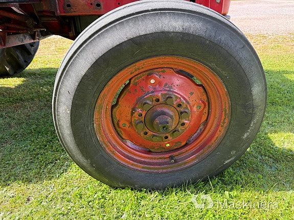 Traktor BOLINDER-MUNKTELL Volvo 320 27 of 27