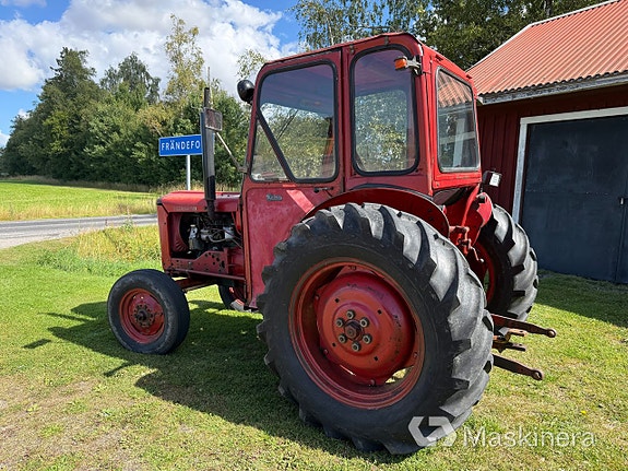 Traktor BOLINDER-MUNKTELL Volvo 320 7 of 27