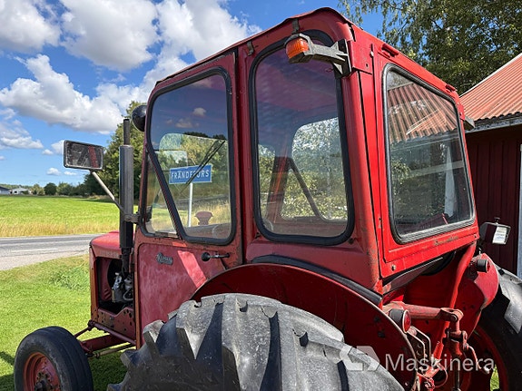 Traktor BOLINDER-MUNKTELL Volvo 320 19 of 27