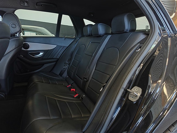 Mercedes-Benz C220 d 10 of 18