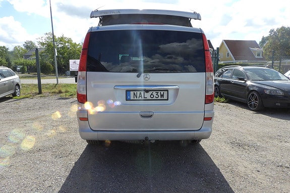 Mercedes-Benz Viano 3 of 17