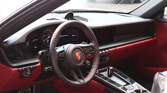 Porsche 911 Carrera 4 GTS 8 of 14