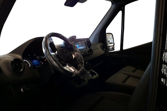 Mercedes-Benz Sprinter 317 11 of 16