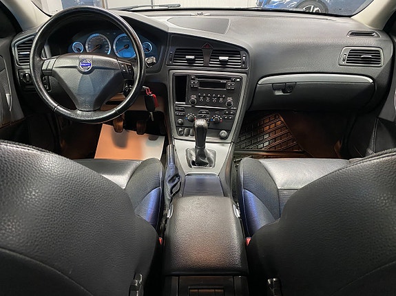 Volvo V70 15 of 20