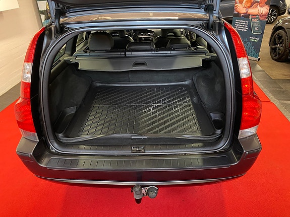 Volvo V70 7 of 20