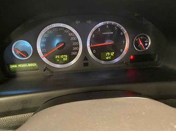 Volvo V70 18 of 20
