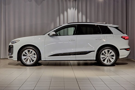 Audi Q6 e-tron 2 of 17