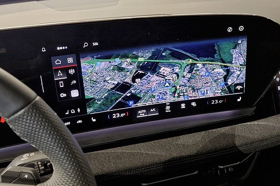 Audi Q6 e-tron 13 of 17