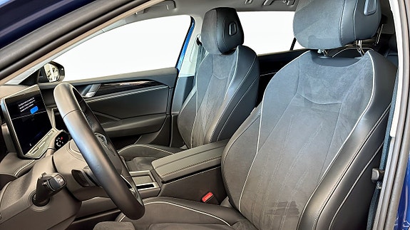 Volkswagen Passat 8 of 16