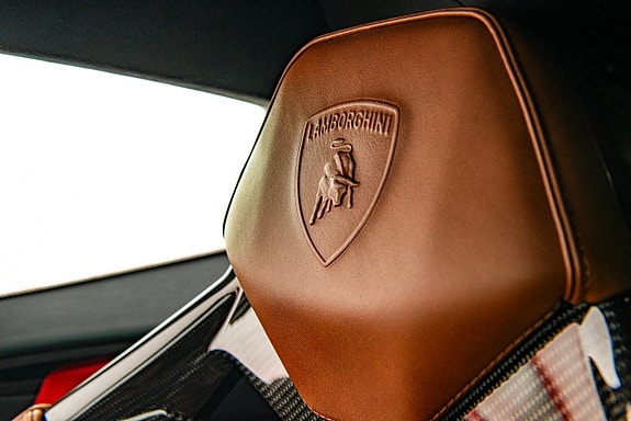 Lamborghini Huracan 24 of 30