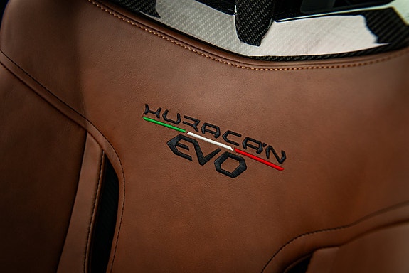 Lamborghini Huracan 25 of 30