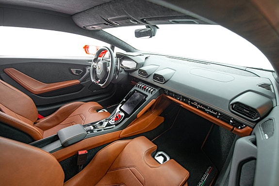 Lamborghini Huracan 15 of 30