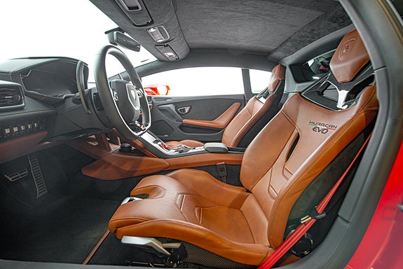 Lamborghini Huracan 13 of 30