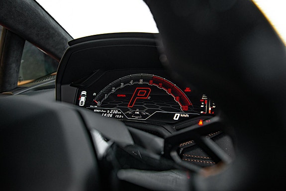 Lamborghini Huracan 19 of 30