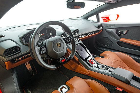 Lamborghini Huracan 12 of 30