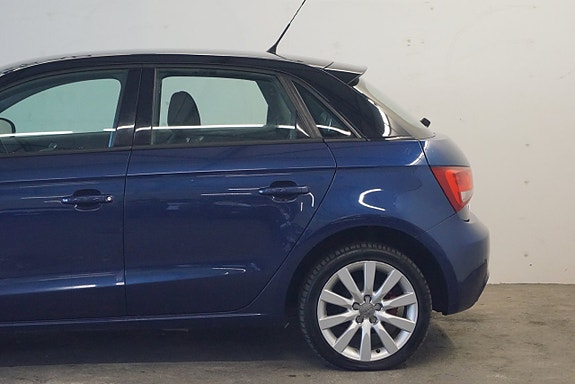 Audi A1 8 of 24