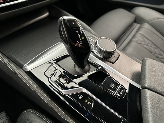 BMW 530e 24 of 30