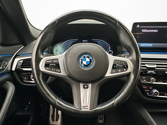 BMW 530e 13 of 30