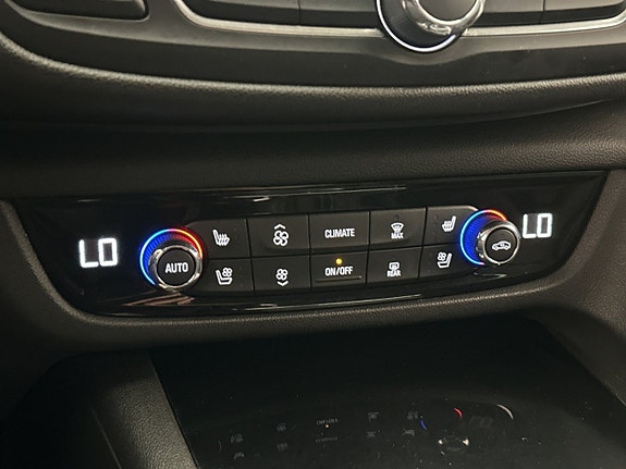 Opel Insignia 20 of 30