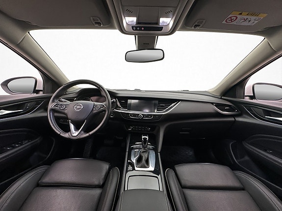 Opel Insignia 22 of 30