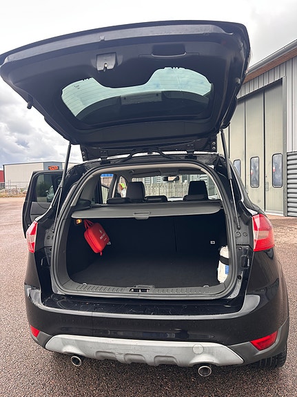 Ford Kuga 8 of 9
