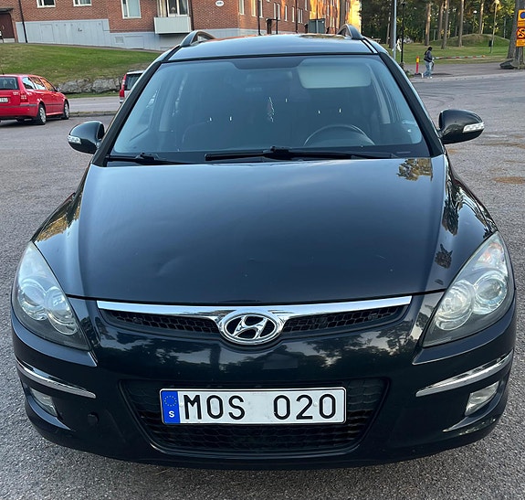 Hyundai i30 6 of 8