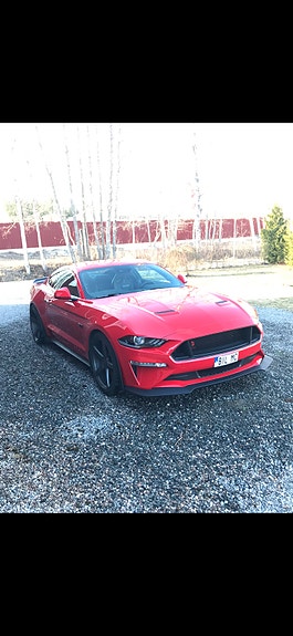 Ford Mustang 4 of 27